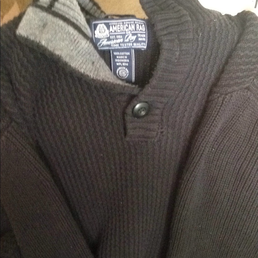 Men's sweater